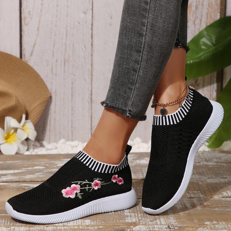 Mode Atmungsaktives Flyknit Neue Schuhe Bequeme Freizeit-Sneaker Plateau Nische Ausländischer Stil Anti-Geruchs-Schuhe