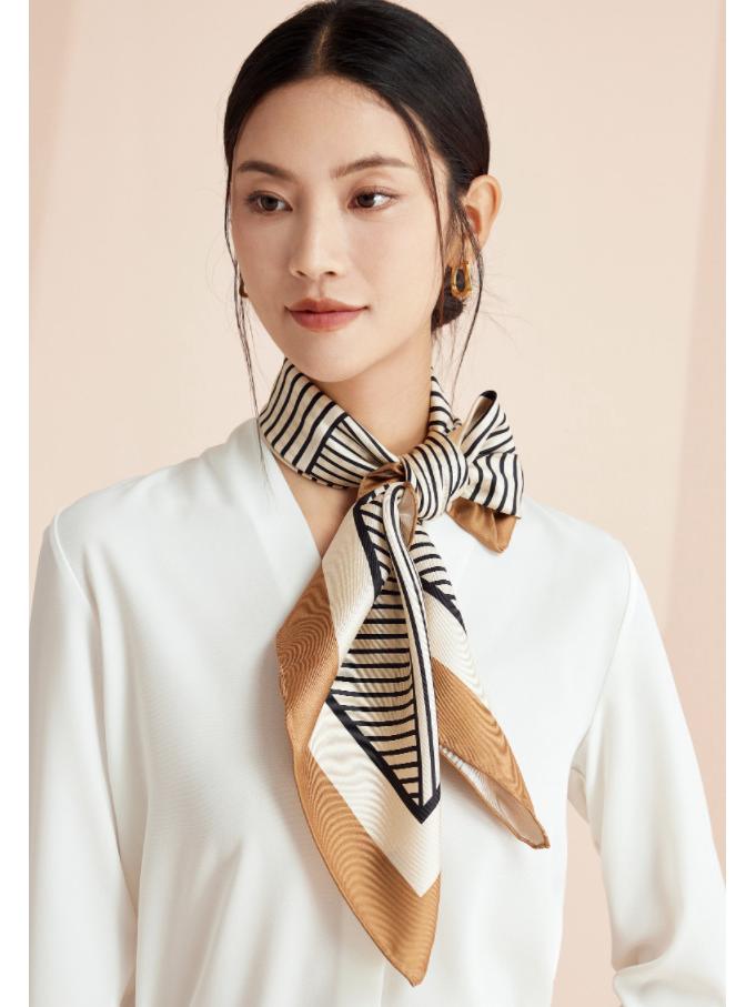 Women's 100% Mulberry Silk Scarf, 90cm Square, 14 Momme Shawl - Perfect Gift for Mother, Girlfriend, Birthday or Festival