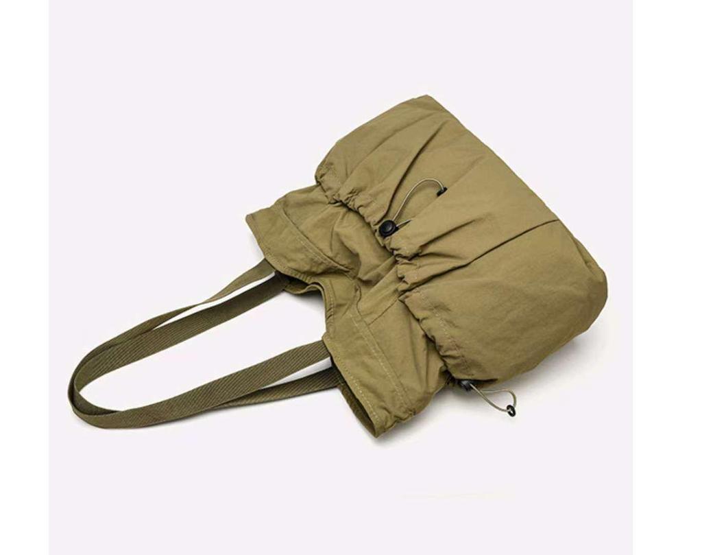 Large Capacity Pleated Shoulder Bag - Simple and Fashionable Tote for College Students and Women