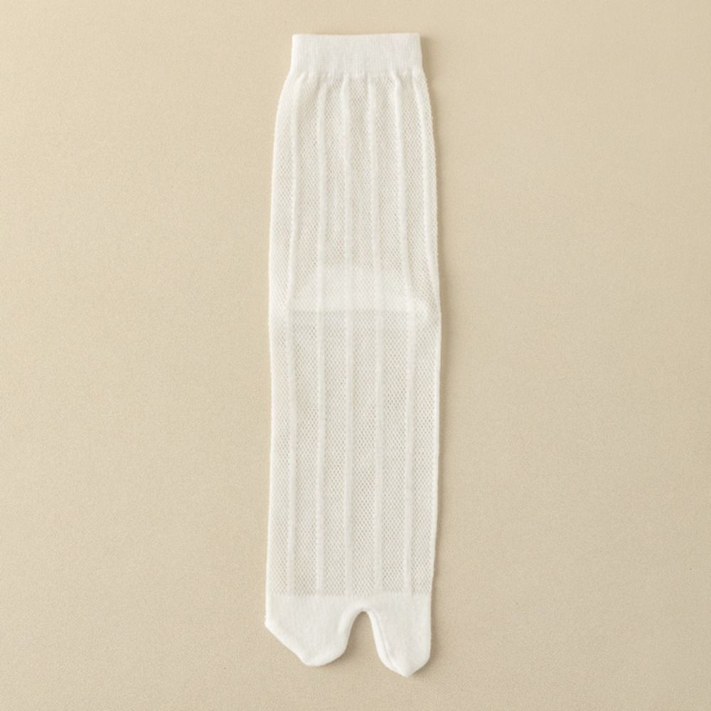 Simple Two Toe Socks Breathable Split Toe Tube Socks Solid Color Mid-calf Mesh Socks Summer
