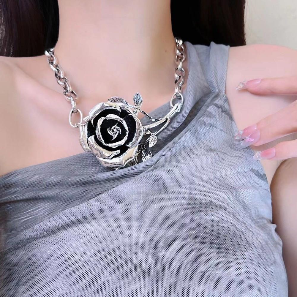 Luxury Exaggerated Flower Necklace Big Neck Chain Elegant Metal Rose Necklace  Daily