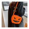 Trendige Mini-Kürbis-Umhängetasche für Halloween mit kreativem Color-Blocking-Design