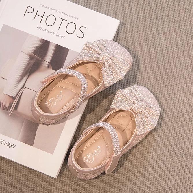 

Туфлі для дівчинки, туфлі для принцес, весняні та осінні новинки дитячого взуття, маленькі шкіряні туфлі, для дівчаток, кришталеві туфлі 36 рожевий