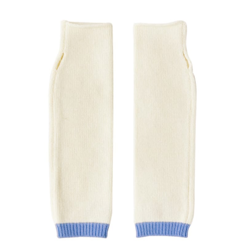 AVAM HOME [EXKLUSIV] Ein handgestrickter Handwärmer mit Logo - ELFENBEIN