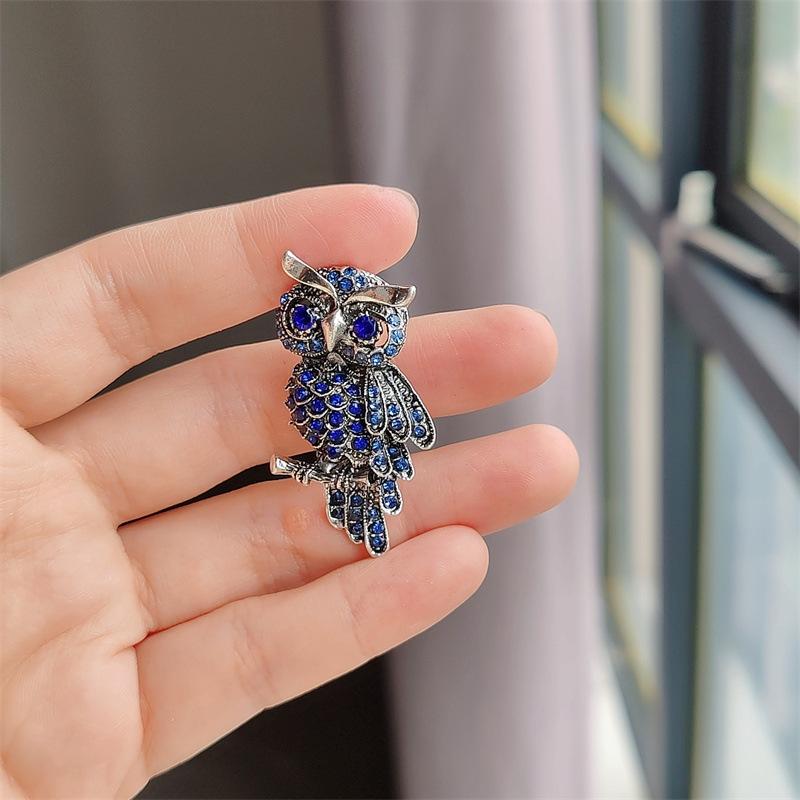 Unique and Exquisite Owl Full Diamond Brooch, Corsage Suit Clothing Pin, Hot-selling Jewelry