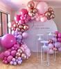 Bruiloft Verjaardag Babyborrel Geslachtsonthulling Decoraties Stofblauw Wit Ballonnenboog Slingerset