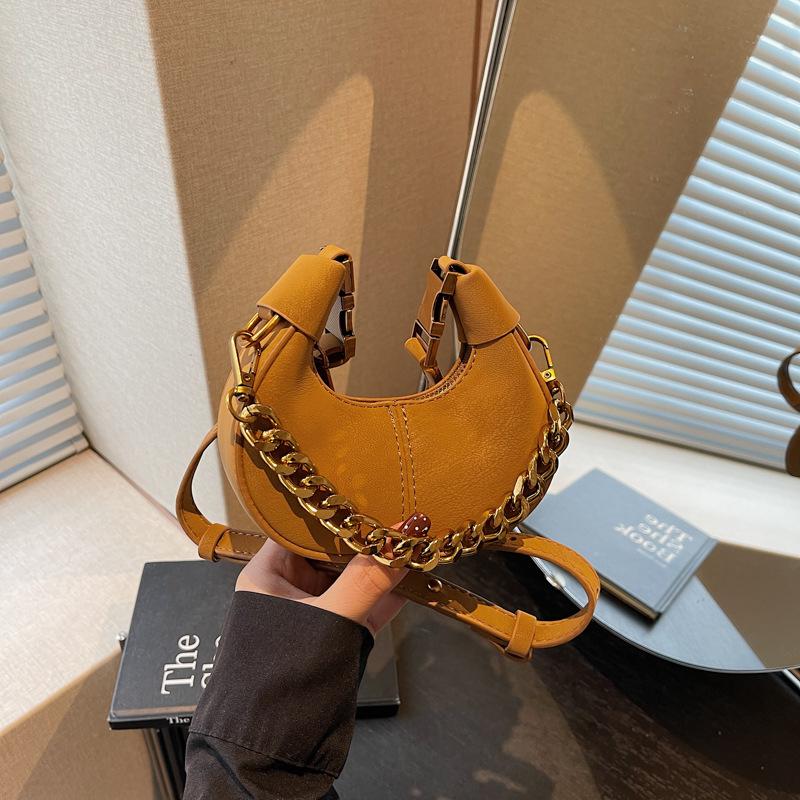Fashion Crescent-shaped Handbag - A Niche Trend Single-shoulder Crossbody Bag At The Armpit