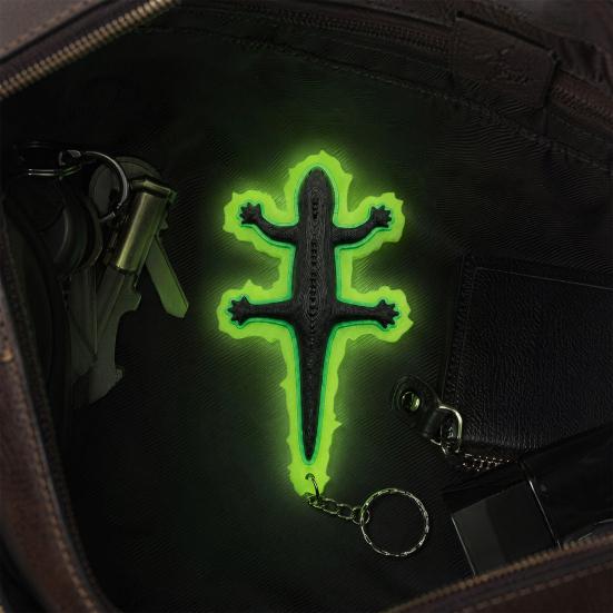 3D Printed Lizard Keychain, Glow in The Dark Pendant with Luminous Edges, Anime Keychain Pendant from The Adventures of Jackie Chan Metal Keychain