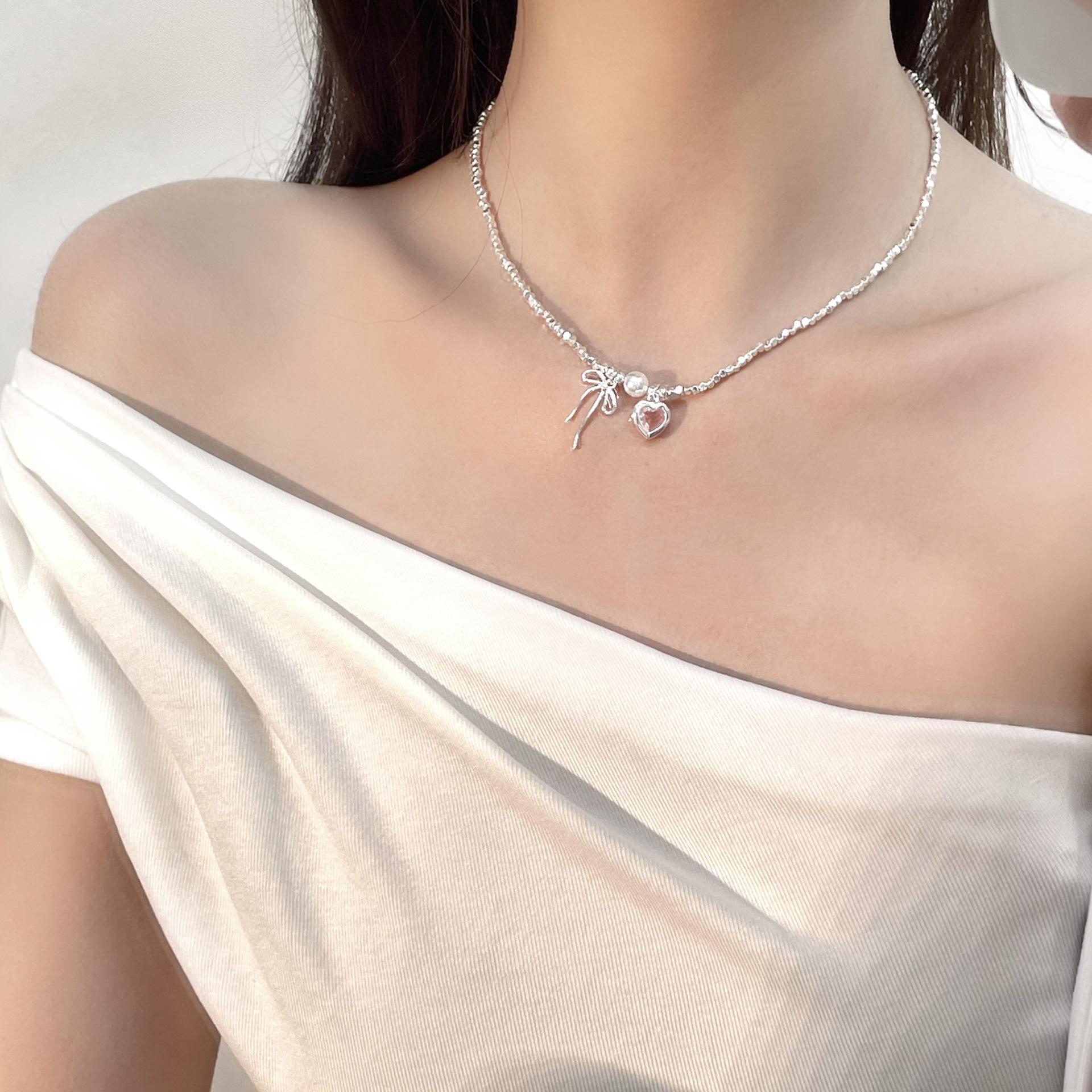 

Женское балетное ожерелье-бантик - элитный чокер с нишевым дизайном из состаренного серебра, элегантная ключичная цепочка для легкой роскошной моды N0566 Love Heart Bow Pearl Silver