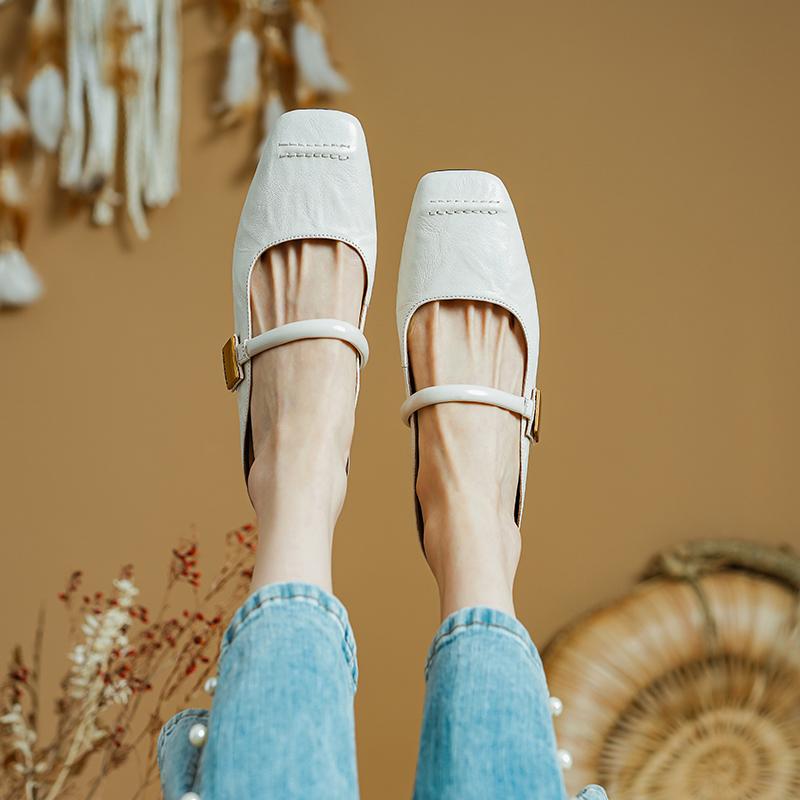 Mode 2024 Sommer Damen Pantoletten Echtes Leder Schuhe für Damen Zehen bedeckt Niedriger Absatz Slipper Quadratische Zehen Sandalen Interne Erhöhung Schuhe