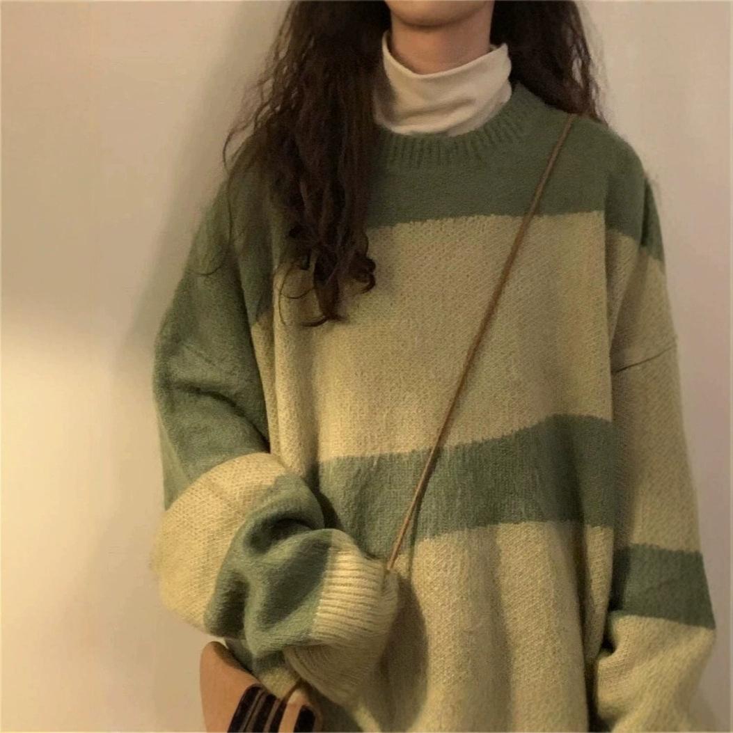 

Men s Korean Color Block Sweater: Trendy, Loose-Fit, Round Neck Knit for Autumn & Winter Medium зелений