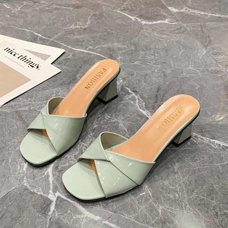 In the Summer of 2025, the New Wedge Heel High-heeled Slippers Women's Thick Heel One-word Drag Wear Cool Slippers Fish Mouth Patent Leather Slippers
