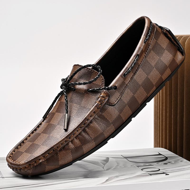 

Autumn new Douyin live broadcast explosion men s outdoor leisure leather lazy one pedal Doudou shoes 45 коричневий