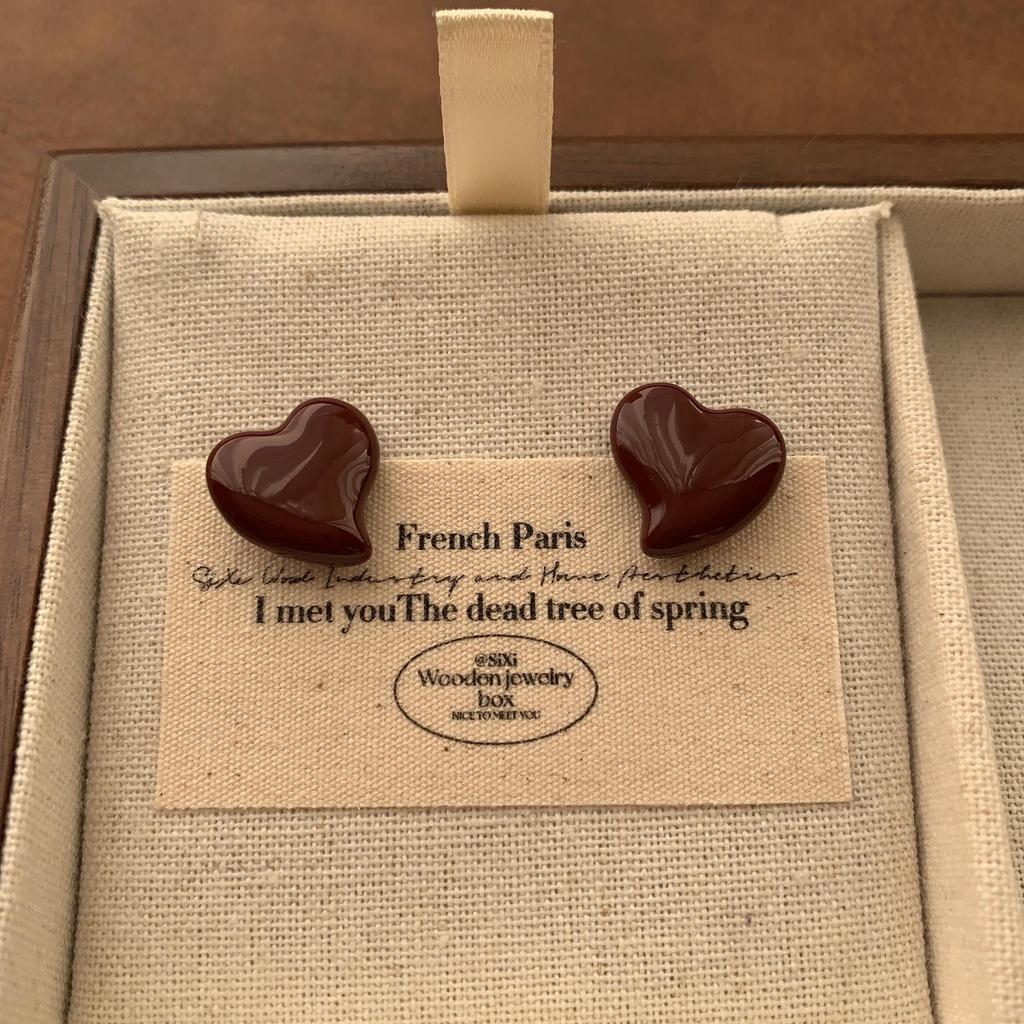 Simple Burgundy Enamel Stud Earrings Cute High Sense Versatile Sweet Romantic Niche Earrings Autumn And Winter