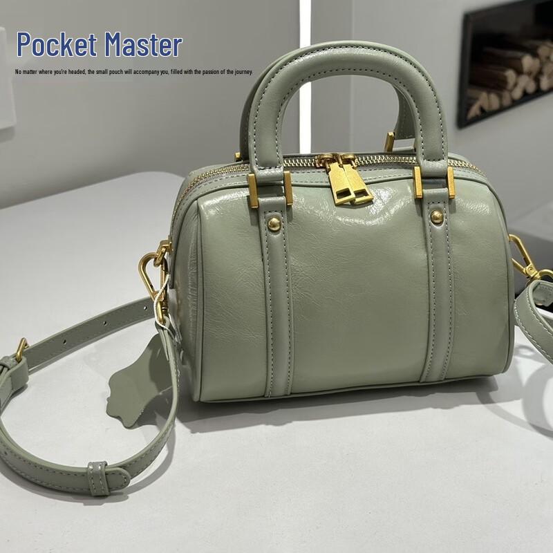 Douxiaozhu Retro Oil Wax Leather Boston Bag