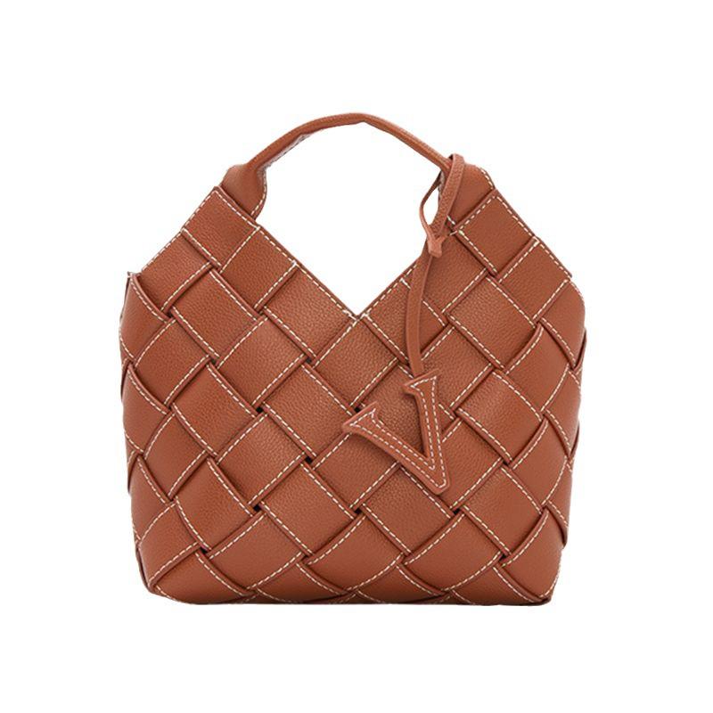 

Verified Maillard Leather Handbag - Luxury Woven Design, Women s Crossbody Chain Bag Caramel Color [Without Acrylic Chain] - In Stock