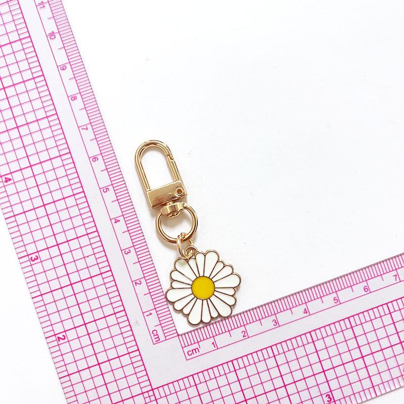 Forest Style Sunflower Daisy Petal Keychain Pendant