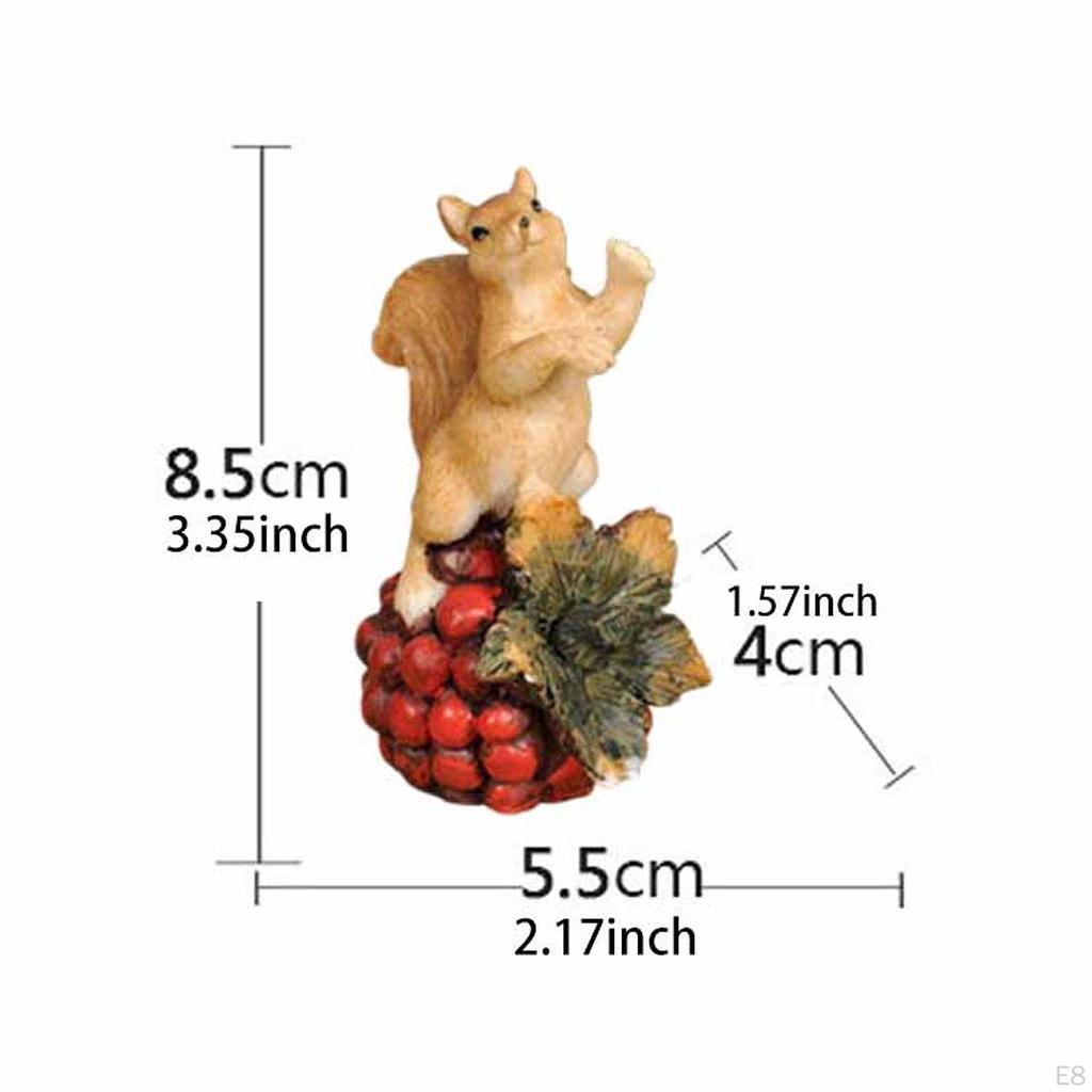 Garden Sculpture Squirrel Ornament Animal Model Novelty Statue Resin Figurine for Park
