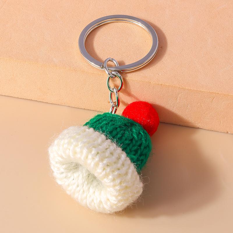 Cute Hand Knitted Christmas Hat Keychain Crochet Key Ring Pendants for Women Girls Handbag Decor DIY Jewelry Gift