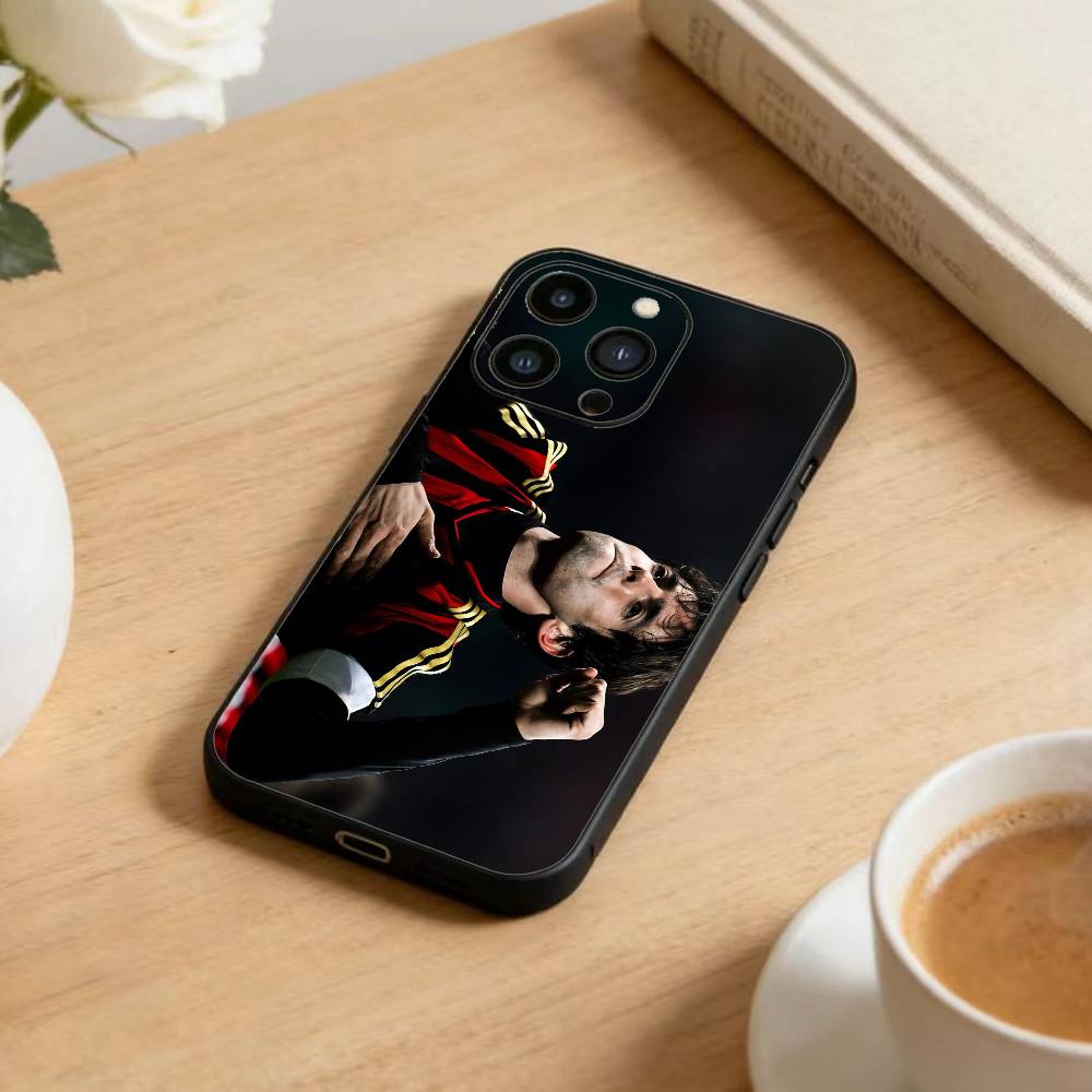 Football R-Ricardos K-Kakas Phone Case For iPhone 17 16 15 14 13 12 Max Plus Silicone Black Cover