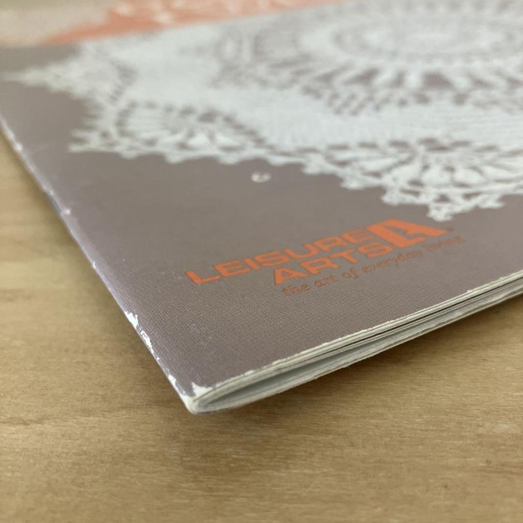 [USED] Foreign Book "Doilies With a Twist" Doilies