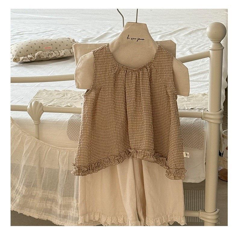 Girls Summer Plaid Sleeveless Vest & Lace Pants Set - Small/Large 26, Style 710522 90 cm