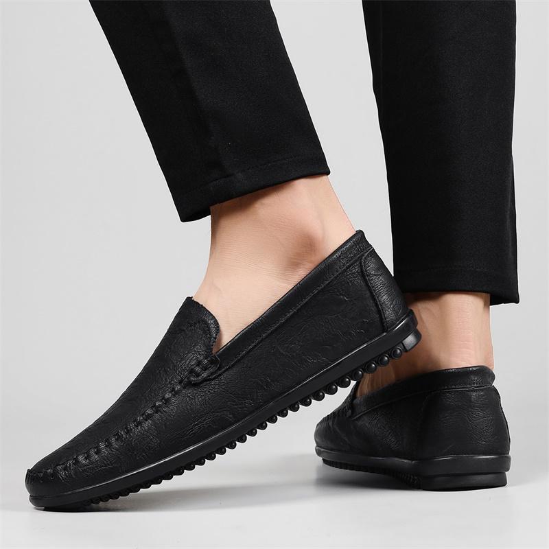Genuine Leather Men Loafers fashion Luxury Brand Slip on British Business Casual Shoes Business Men Moccasins men Driving Shoes