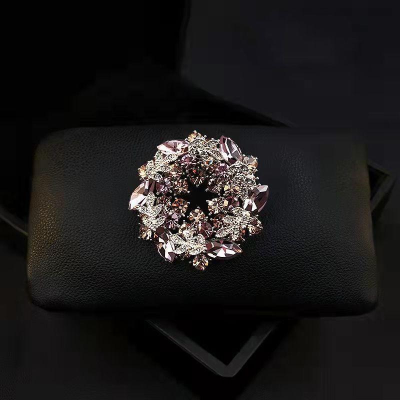 Crystal Brooch Pin for Women - Bauhinia Flower Elegant Vintage Fashion Accessory for Cardigan Coat