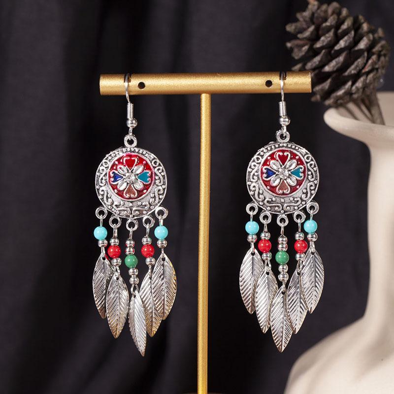 European, American and Bohemian Hollow Bead Fringed Earrings, High-end Retro Ethnic Style Earrings, Fashionable Long Earrings.