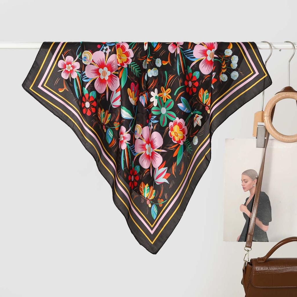 Trendig Mångsidig 70cm Liten Fyrkantig Scarves För Alla Säsonger Dekorativ Användning