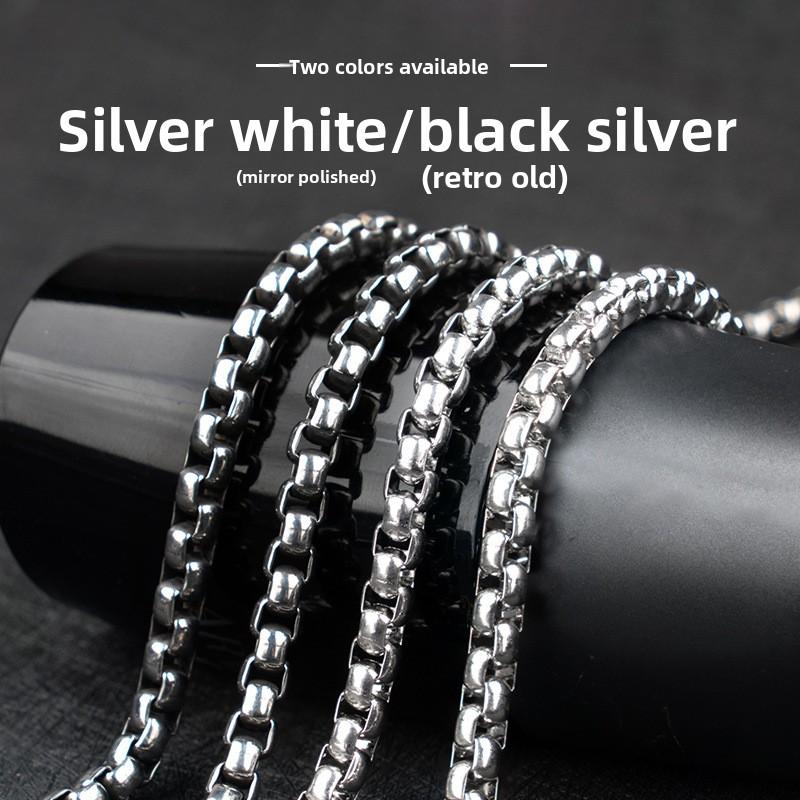 Interlocking Korean Version of Hip-hop Collarbone Chain Trendy Men's Sweater Chain Women's Titanium Steel Necklace Neck Chain Personalized Accessories