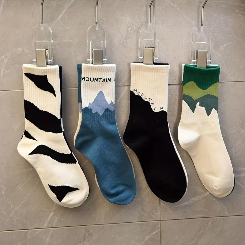 Asymmetrical A/B Style Couple Socks–Harajuku Mismatched Cotton Socks,Fun Casual Unisex Gift for Street Fashion Lovers