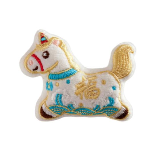 

Брошь Красочный Мультяшный Дизайн Куклы Лошади Брошь-Булавка Свитера Воротники Шляпы Сумки Пальто Шарфы Универсальный