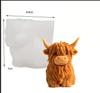 A Top Quality Reusable Animal Shaped Mold for DIY Handmade Candles Highland Cow Silicone Candle Mold Plaster & Resin Crafts