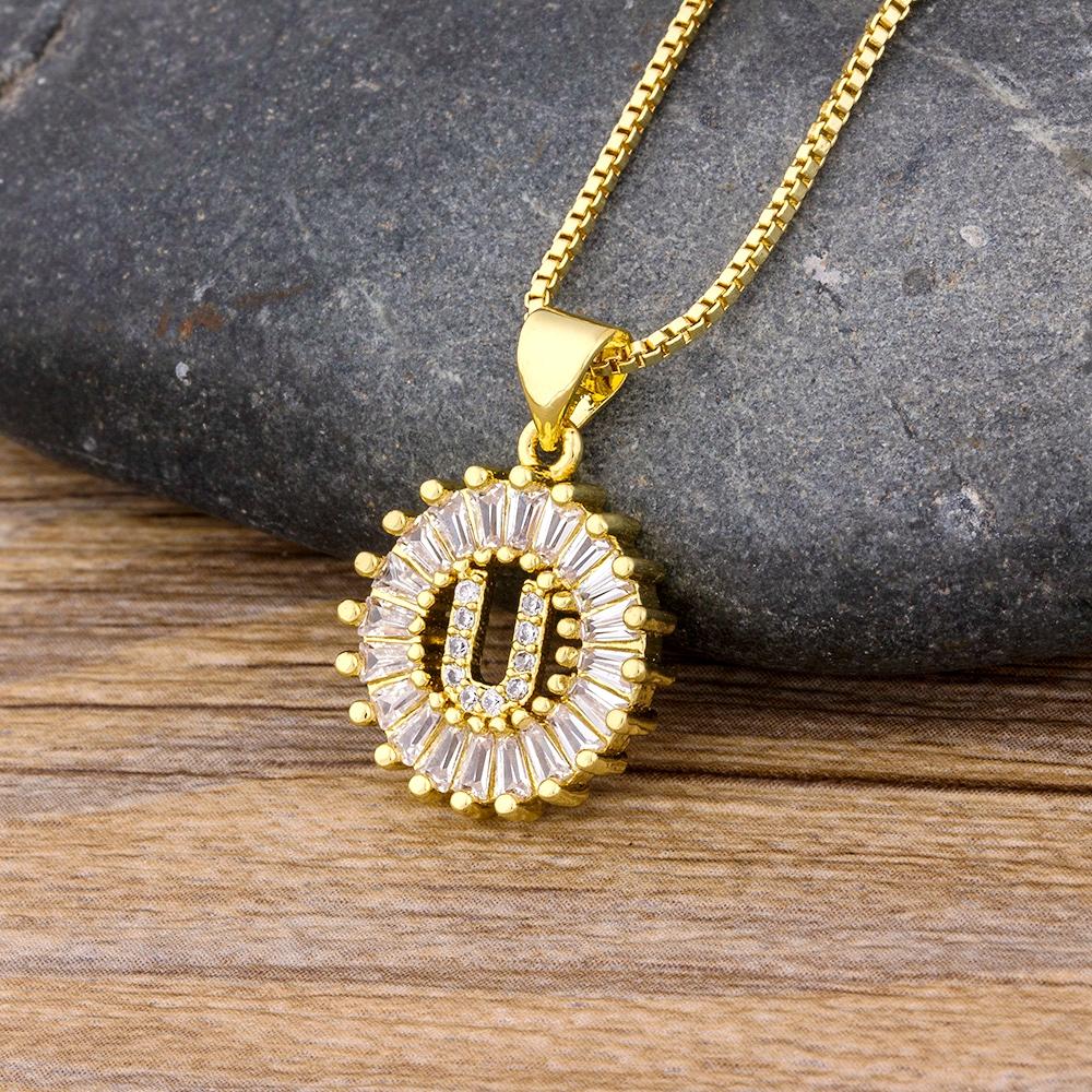 A piece of A-Z letters elegant and beautiful pendant necklace suitable for women men's initials fashionable versatile jewelry accessories