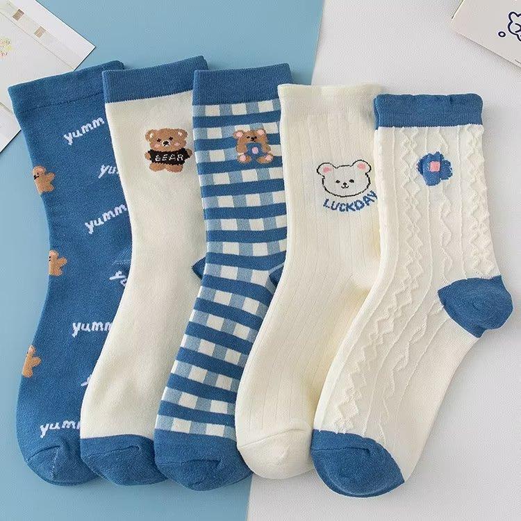 

5PCS Новые женские длинные носки для осени / зимы 2022 Средний шланг Синий Мультфильм Цветы Хлопковые трубочки Носки для детей