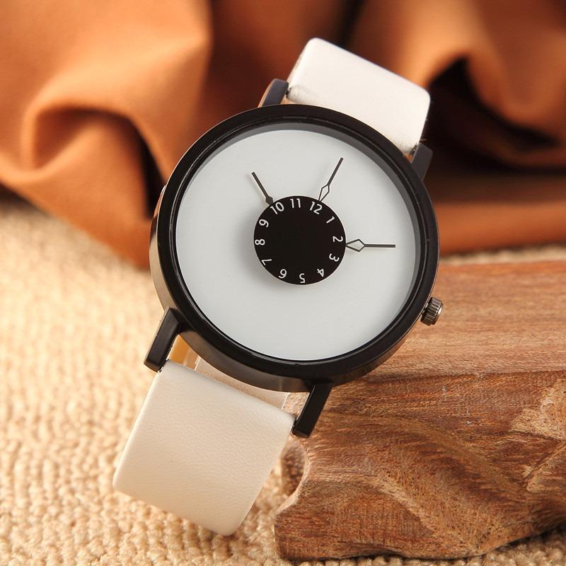 New concept personalized inverted hand watch women's Korean version simple black and white couple men's watch quartz