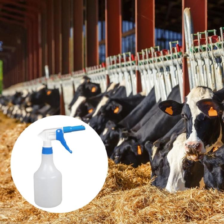 Professional Cattle Teat Cleaning Sprayer Bottle For Dairy Farm Cleaning And Herds Health Cow Medicated Bath Bottle