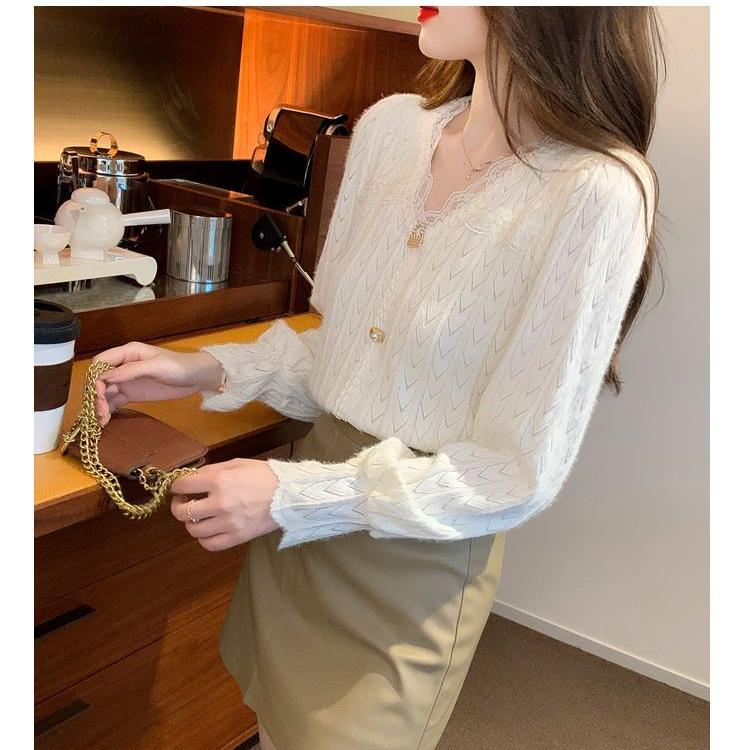 Women's Lace Long Sleeve Shirt - Versatile and Elegant Top for Any Occasion
