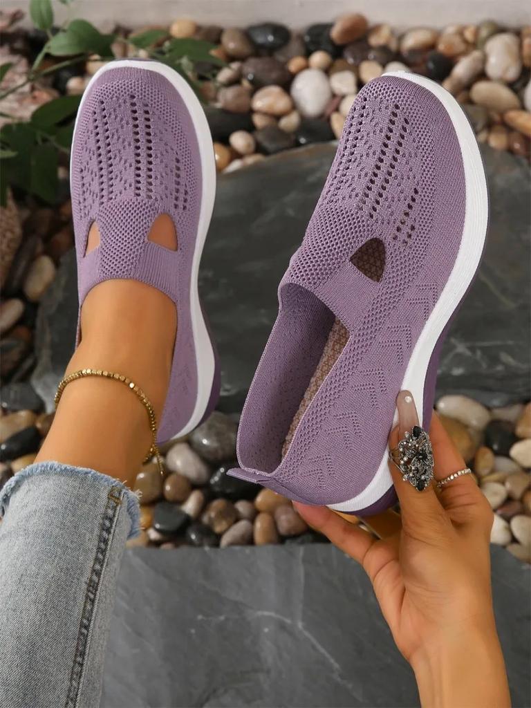 Women Flats Soft Sole Knitted Sneakers Women Breathable Comfort Loafers Casual Sports Shoes Woman Lightweight Hollow Out Shoes