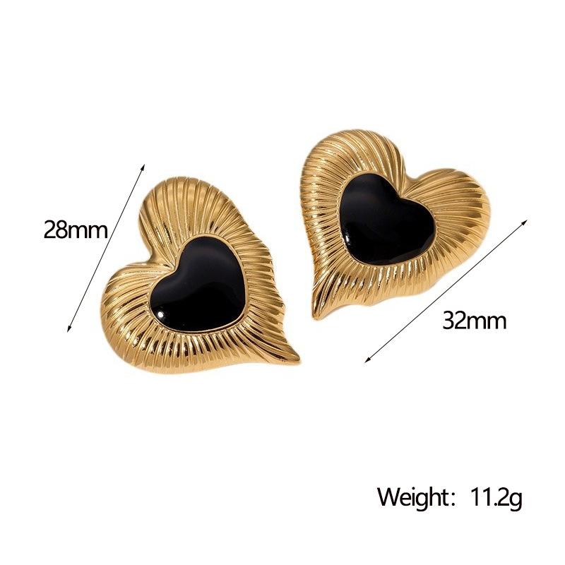 Stainless Steel Non-tarnish Hypoallergenic Vintage French Retro Love-shaped Earrings Light Luxury Temperament High-grade Gold