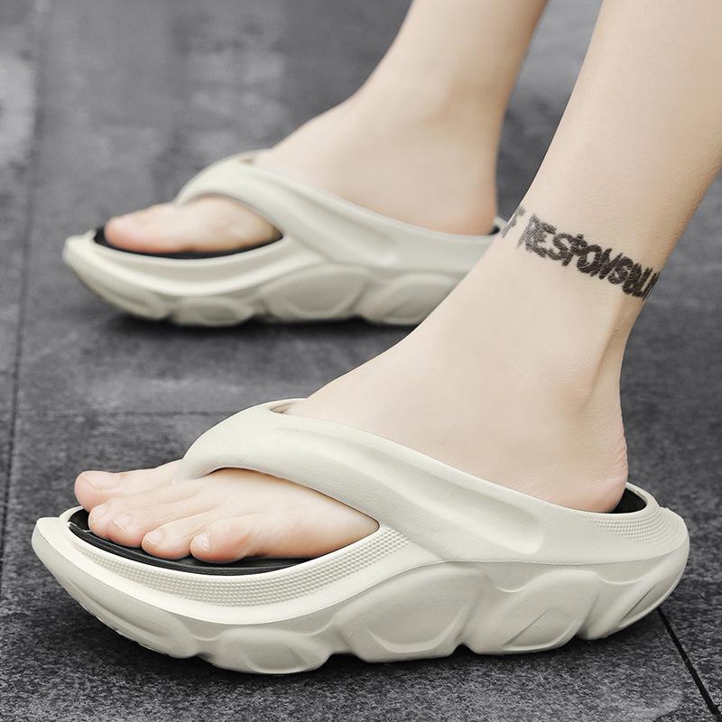 

Step on shit flip-flops men s summer wear casual pinch slippers super thick bottom non-slip beach sandals men 39