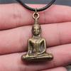 17 stilar Buddha-staty Hänge Halsband Svart Läderkedja Halsband Fabrikspris Handgjorda Smycken