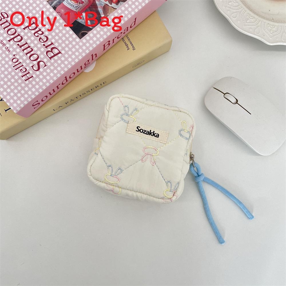 Portable Foldable Polyester Feminine Hygiene Bag With Soft Material For Travel And Outdoor Use