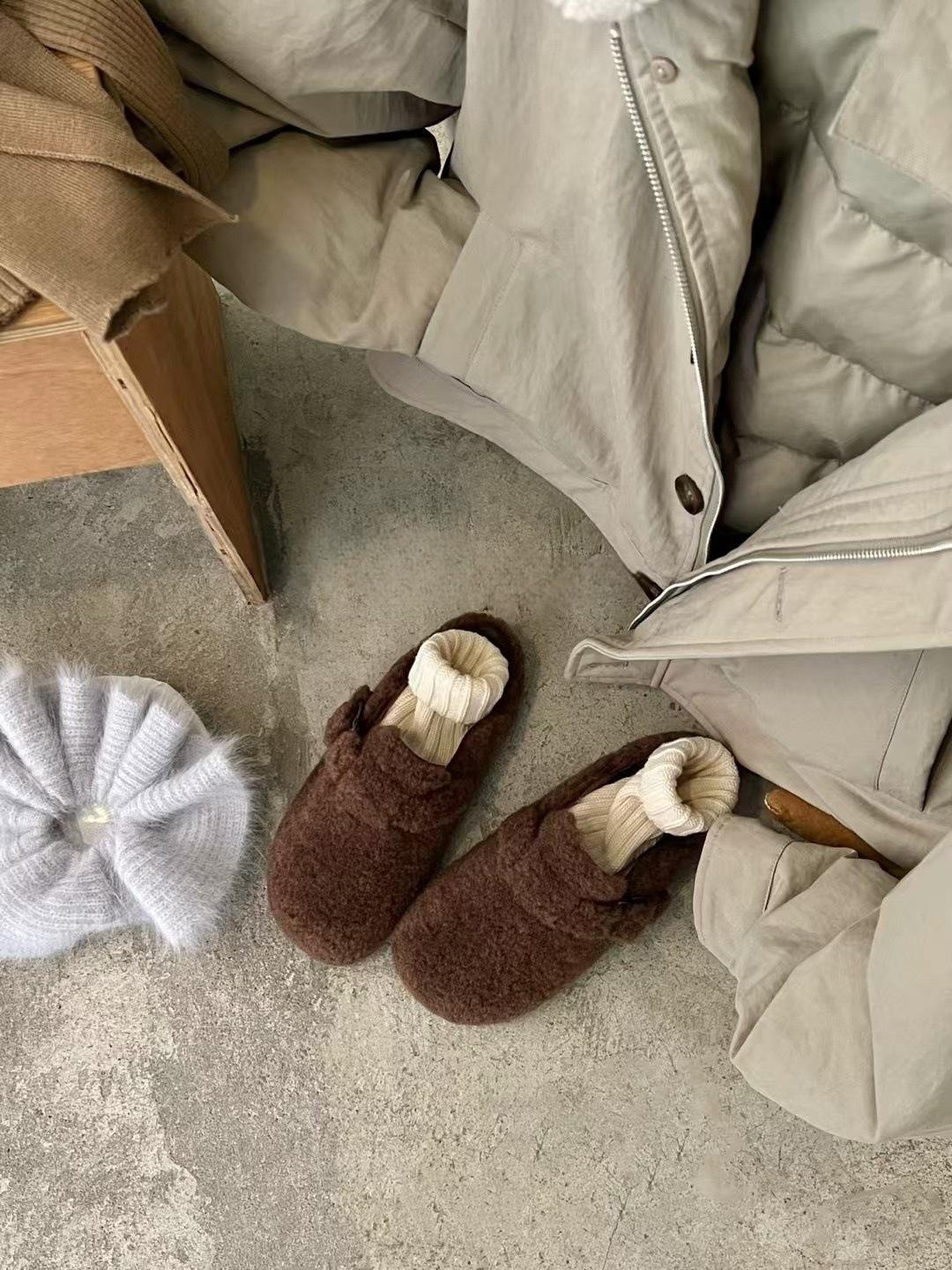 

Осенние и зимние теплые пушистые туфли-мешки, женские тапочки из бархата и хлопка 40