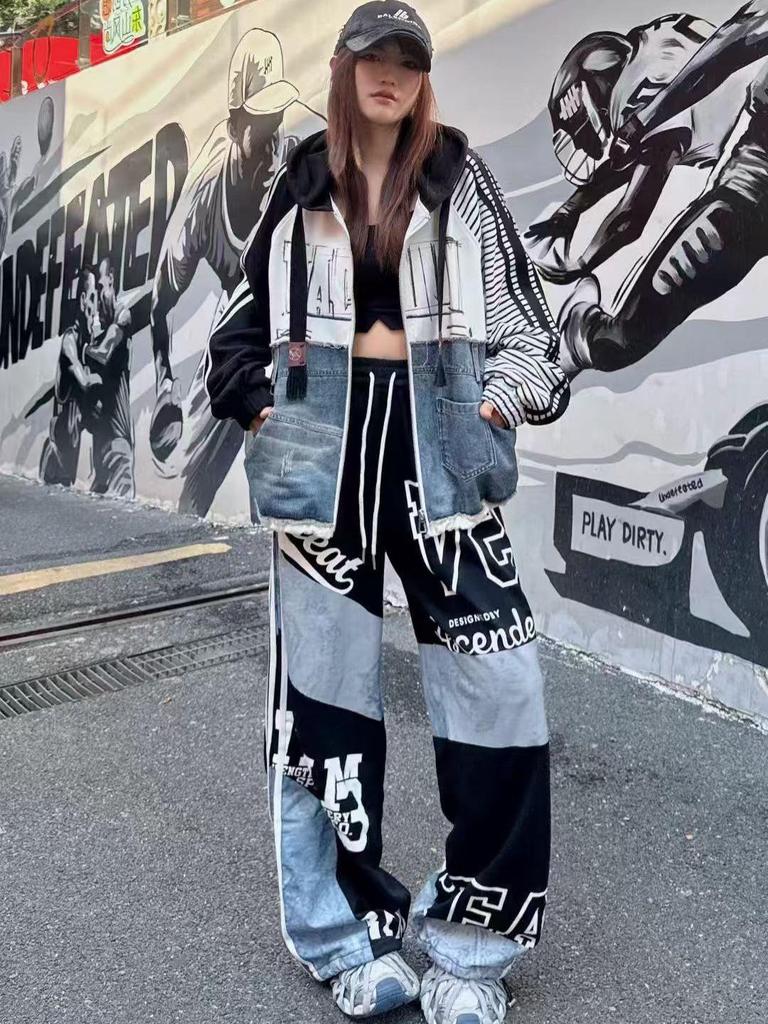 European-Style Women's Spring 2026 Patchwork Denim Windbreaker Jacket with Letter Print