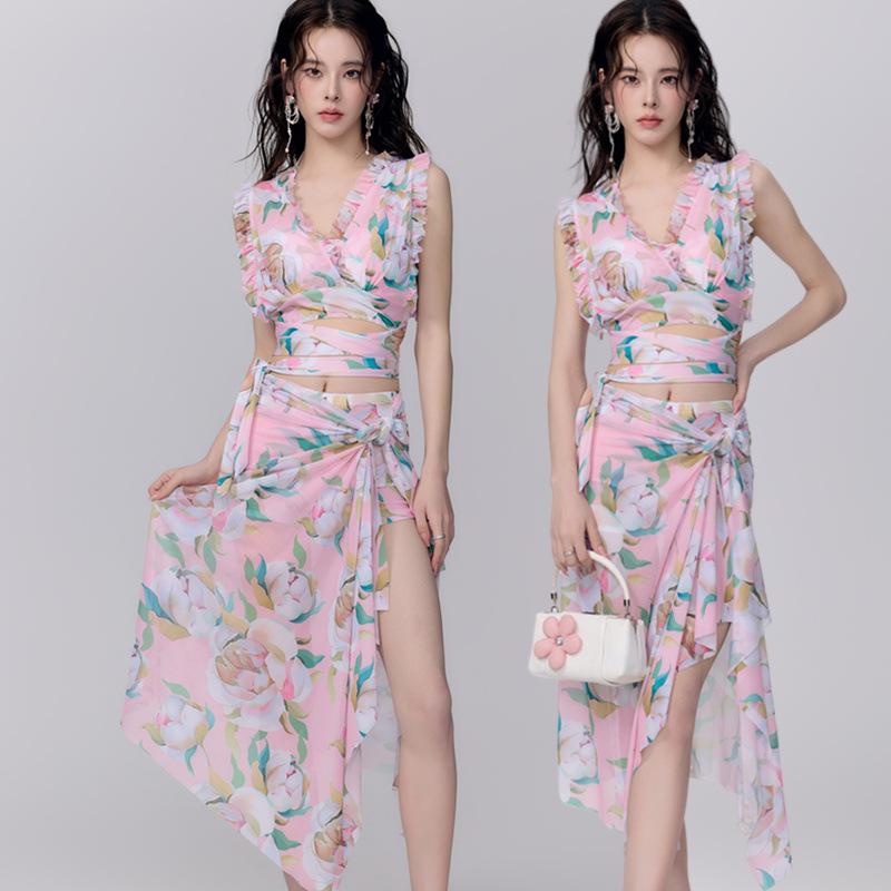 

2025 Sexy Women s Three-Piece Bikini Set - Beach Vacation Swimwear Small