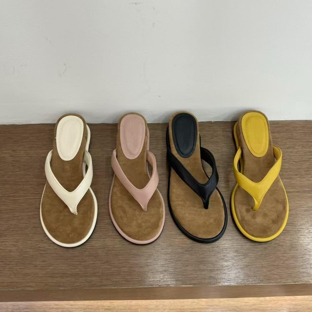 Wedge heel flip-flops shoes summer outer wear slippers 2025 new temperament versatile round head wedge heel high heel sandals women