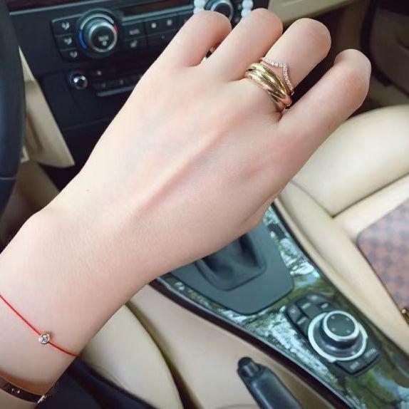 Kajia Tricolor Smooth Index Finger Ring - Classic, Non-Fading, Elegant Women's Hand Jewelry.