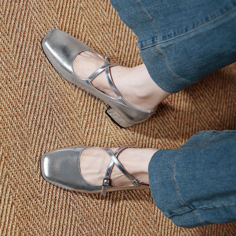 Retro Medium Thick Heel Women's Shoes Lightweight Mary Jane Shoes Cross Strap Square Toe Small Leather Shoes Shallow Mouth Casual Shoes